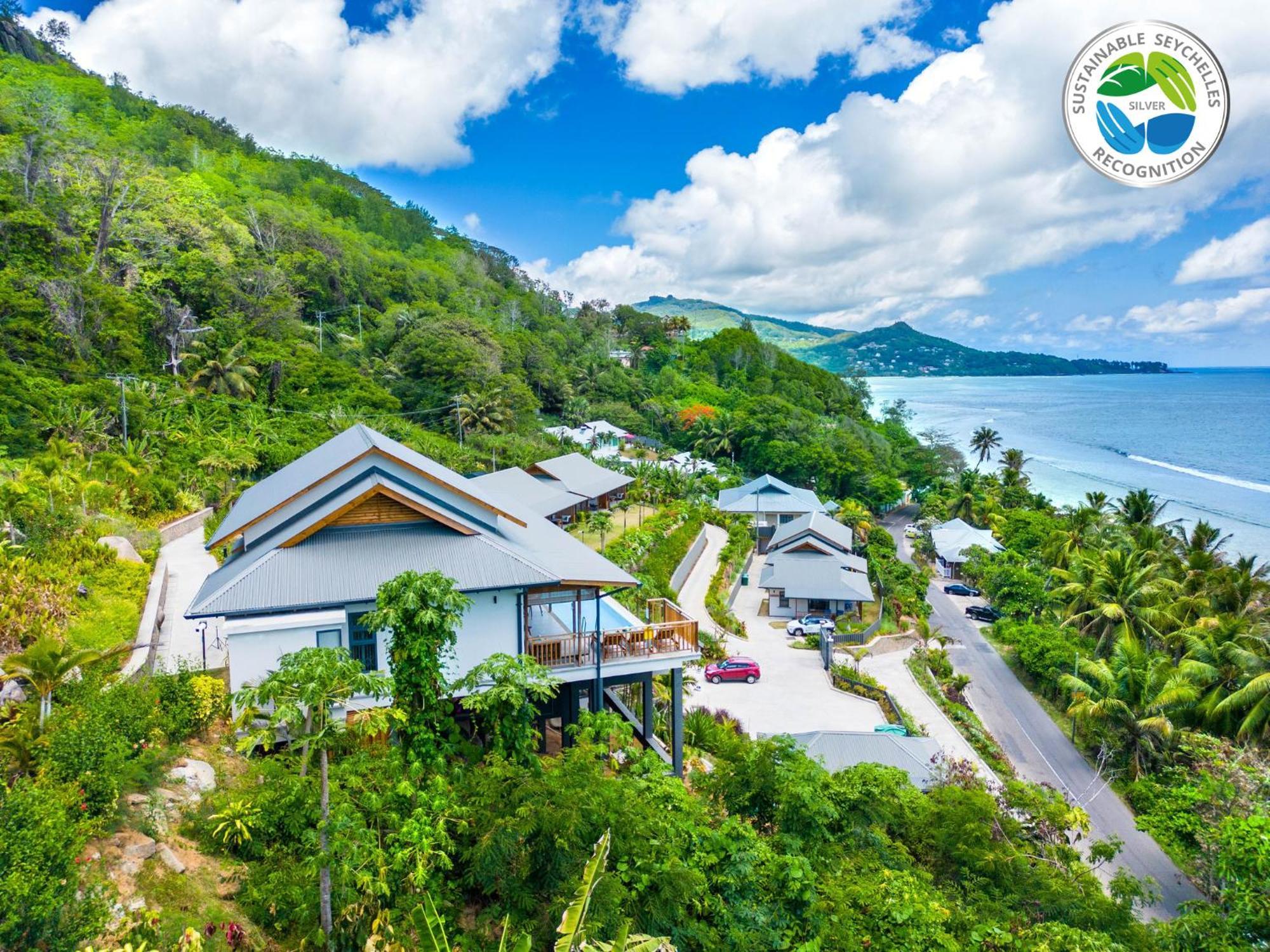 Paradise Chalets Yoga & Wellness Takamaka Exterior photo